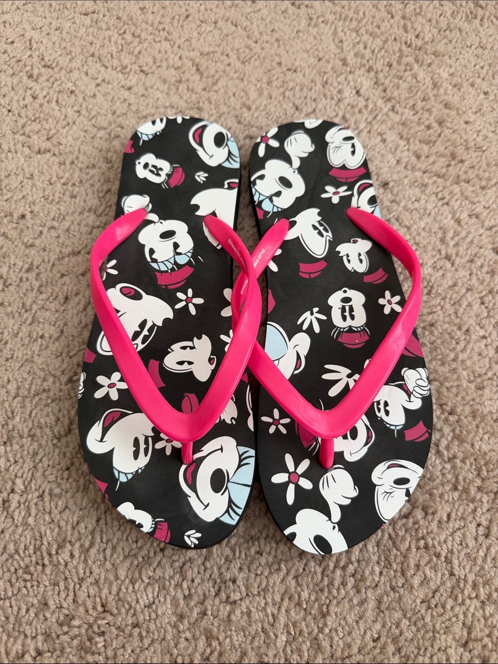 Disney Parks Minnie Mouse Flip Flops W7-8